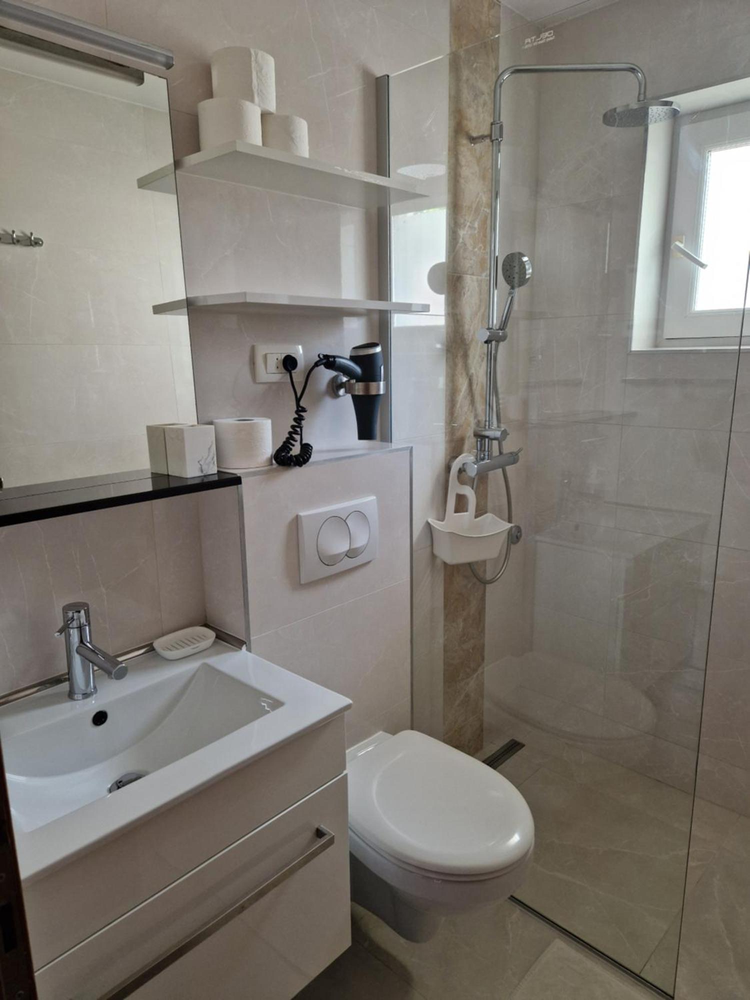 Apartments Saric Башка-Вода Экстерьер фото